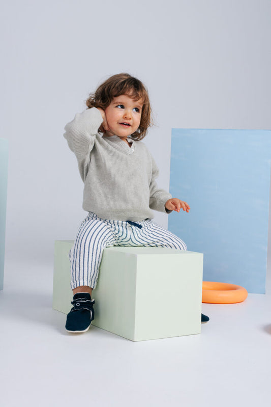 Zás Trás -  Baby Booties - Mid Season Blue Cake Pop