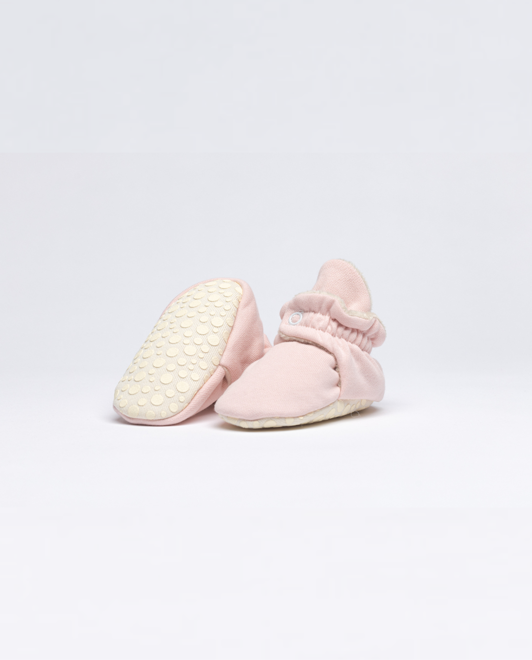 Zás Trás -  Baby Booties - Fluffy Cotton Candy