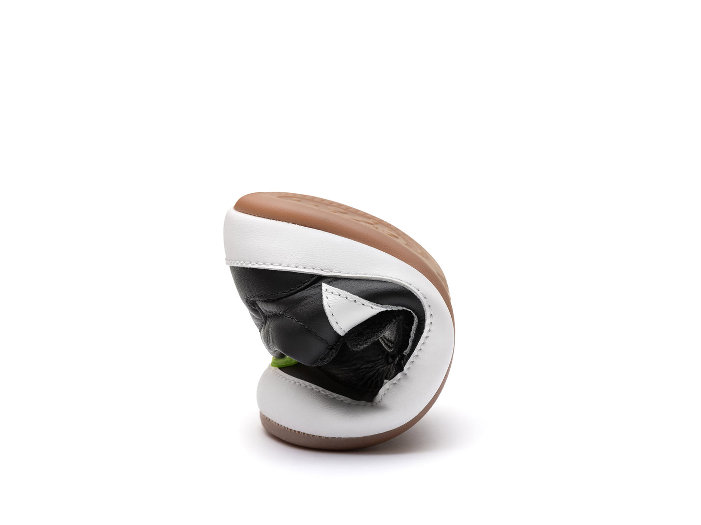 Tip Toey Joey Landy, Black / White