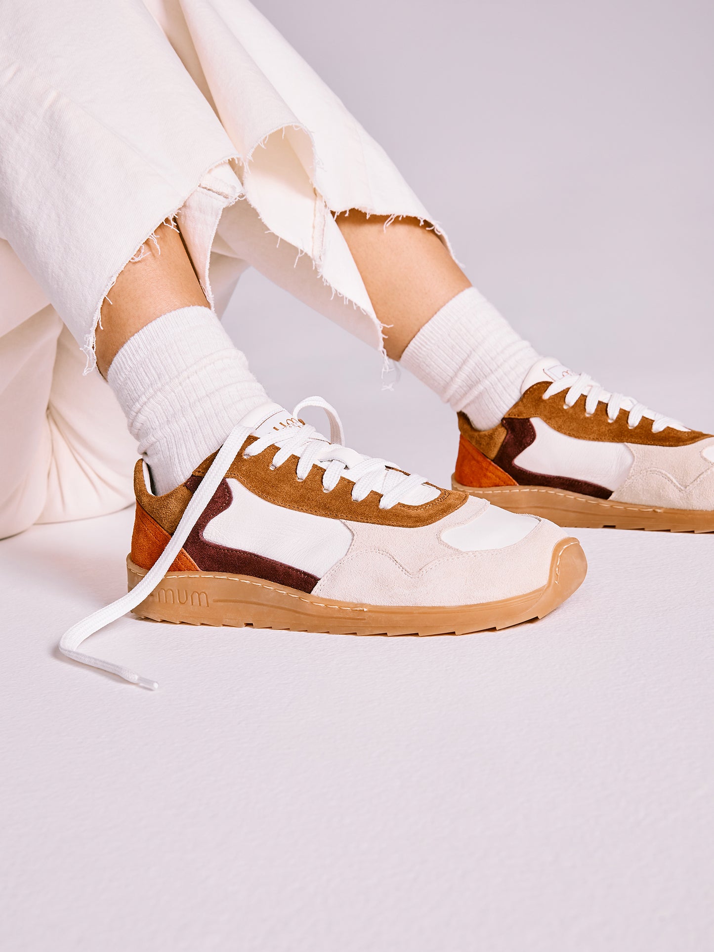 Mum Barefoot - DANIELA Banoffe